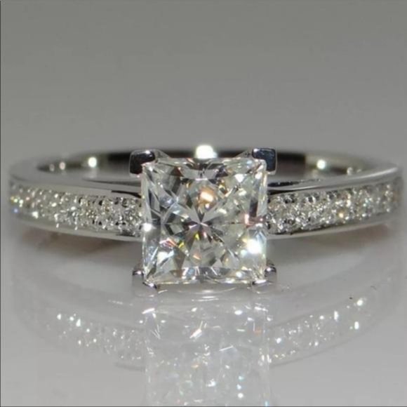 Jewelry - NEW 925 STERLING SILVER DIAMOND ENGAGEMENT RING
